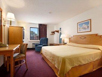 Hotel Super 8 By Wyndham Santa Fe Exterior foto